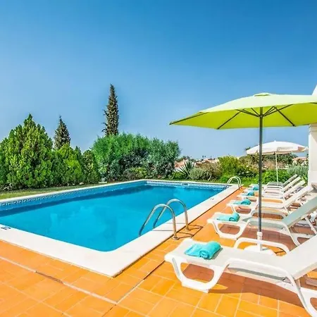 Sleeps 6 Pool Air Con Wifi ヴィラ